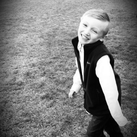 Jamie 🖤 POSH AMBASSADOR - Picture 5 of 9